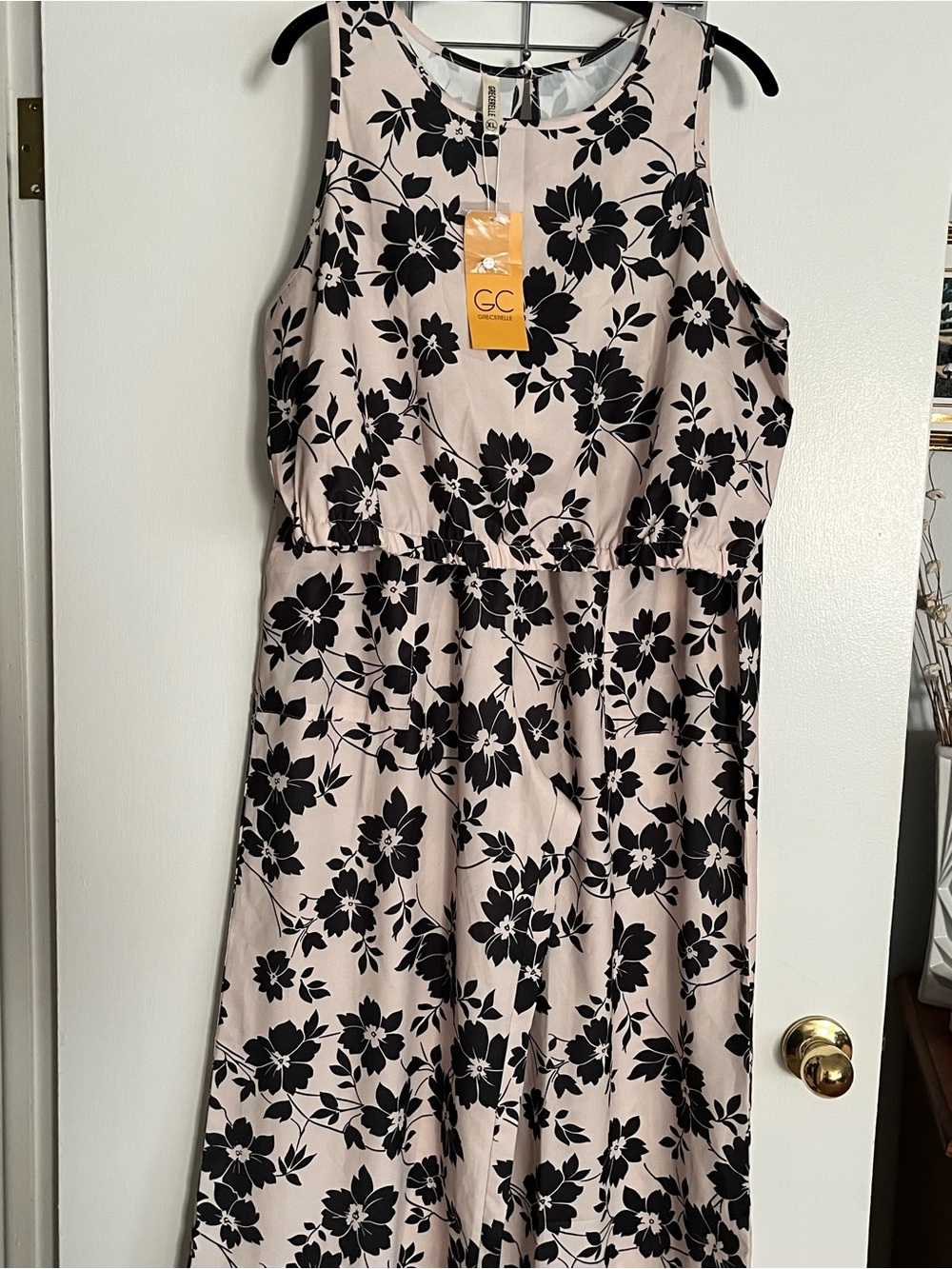 2 piece Floral Sleeveless Crop Camisole with Capri Palazzo Pants - Blush/Black